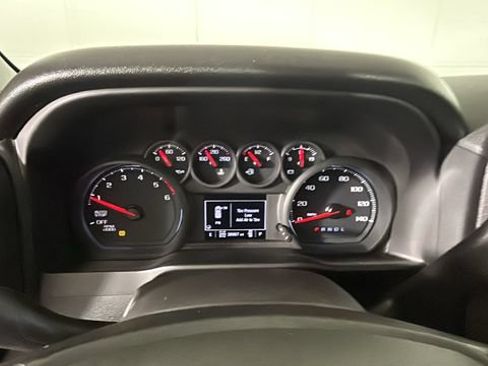 Used 2022 Chevrolet Silverado 1500 Custom Trail Boss w/ Realtree Special Edition AWD/4WD image 17