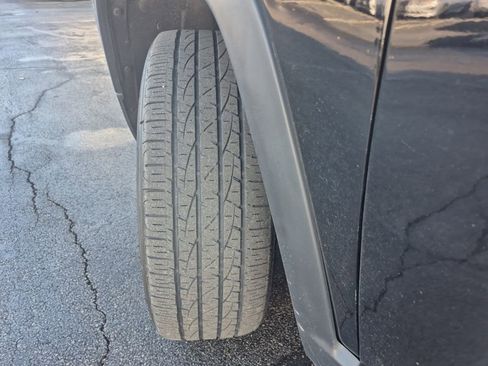 Used 2024 Jeep Compass Latitude AWD/4WD image 24