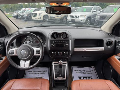 Used 2017 Jeep Compass High Altitude AWD/4WD image 21