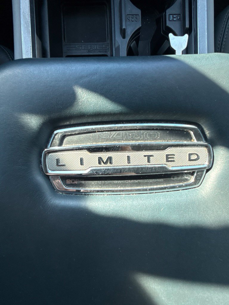 Used 2024 Ford F450 Limited w/ FX4 Off-Road Package AWD/4WD image 26