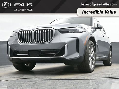 Used 2024 BMW X5 xDrive40i w/ Parking Assistance Package image 35