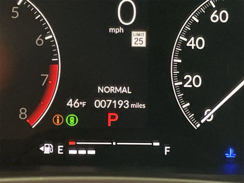 Used 2025 Honda Civic Sport image 13