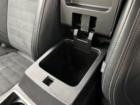Used 2024 Mitsubishi Outlander SE FWD image 27