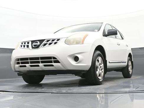 Used 2011 Nissan Rogue S image 56