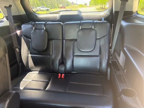 Used 2022 Ford Explorer Limited w/ Equipment Group 301A image 45