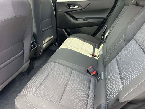 Used 2025 Chevrolet Equinox LT AWD/4WD image 10