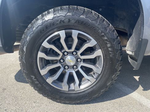 Used 2021 Chevrolet Silverado 1500 RST w/ Bed Protection Package RWD image 10