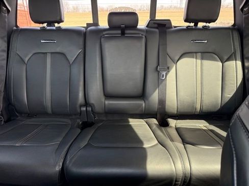 Used 2015 Ford F150 Platinum w/ Equipment Group 701A Luxury image 20