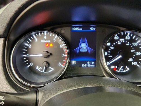 Used 2019 Nissan Rogue SV w/ Sun & Sound Touring Package AWD/4WD image 14