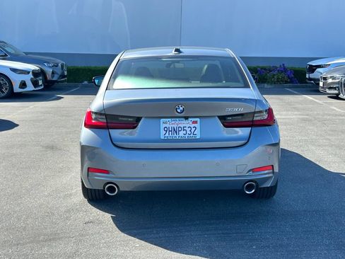 Used 2023 BMW 330i Sedan w/ Parking Assistance Package RWD image 4