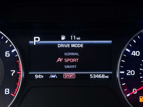 Certified 2022 Kia Forte Sedan FWD image 8