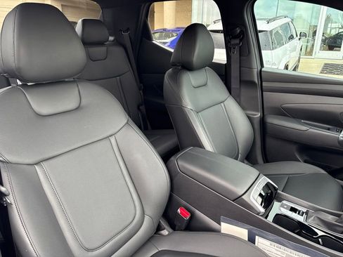 Certified 2025 Hyundai Santa Cruz SEL FWD image 14