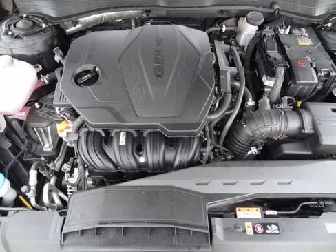 Used 2025 Hyundai Sonata SEL FWD image 40