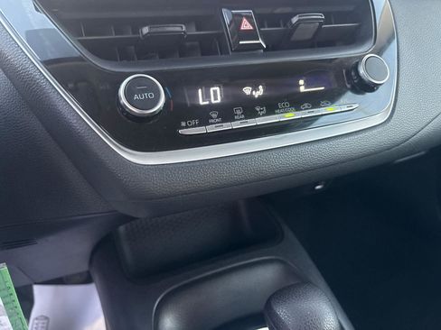 Used 2023 Toyota Corolla LE image 25