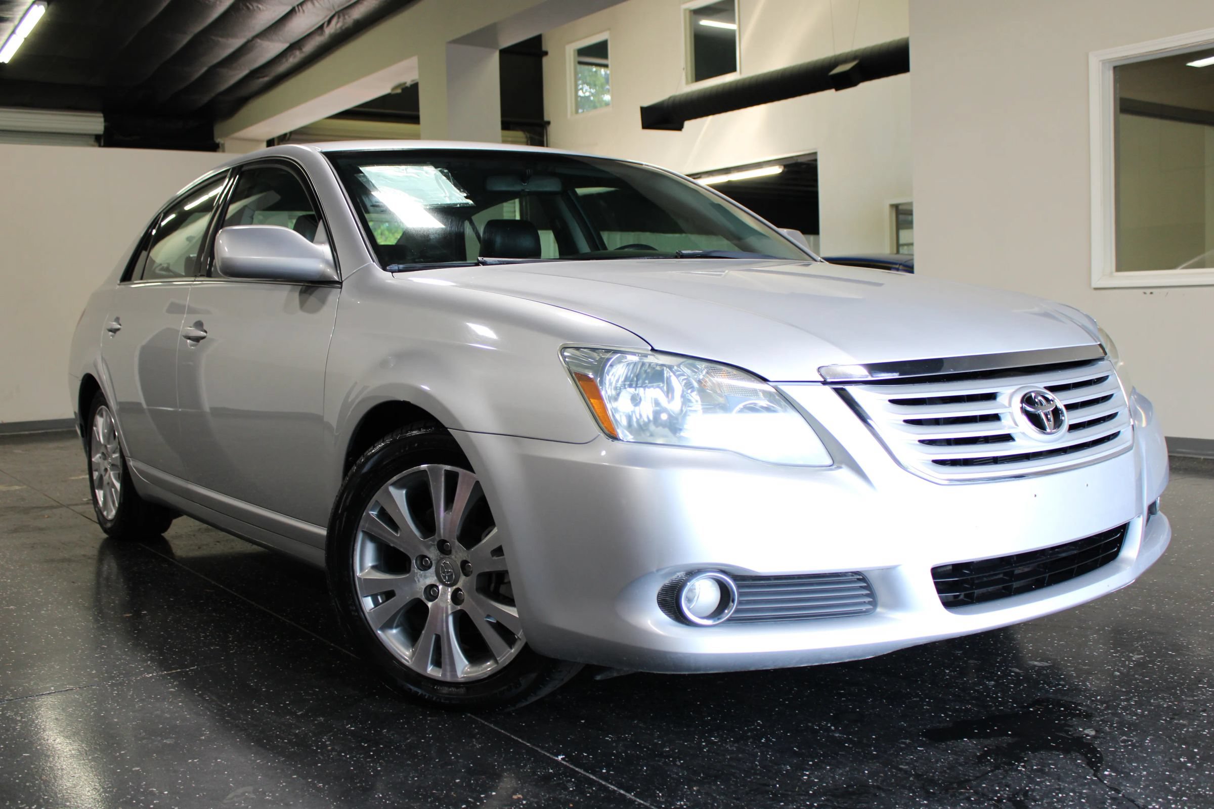 Used 2008 Toyota Avalon Touring w/ Fleet Convenience Pkg FWD image 32