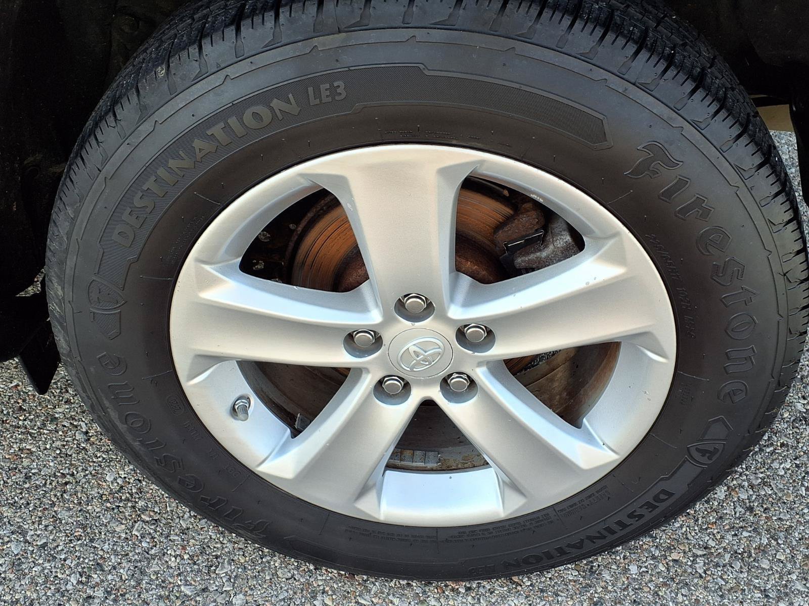Used 2013 Toyota RAV4 XLE AWD/4WD image 9