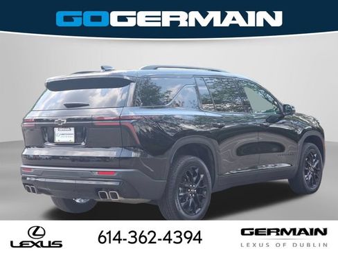 Used 2024 Chevrolet Traverse LT w/ Midnight/Sport Edition AWD/4WD image 7