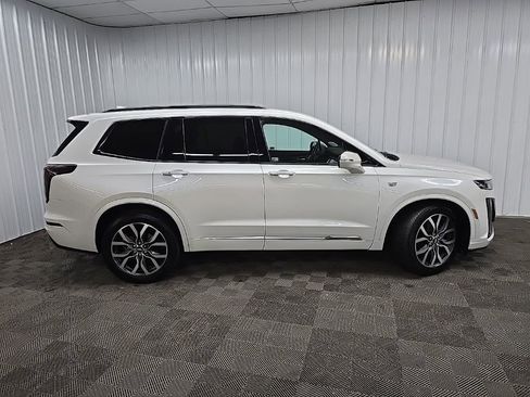 Used 2021 Cadillac XT6 Sport AWD/4WD image 2