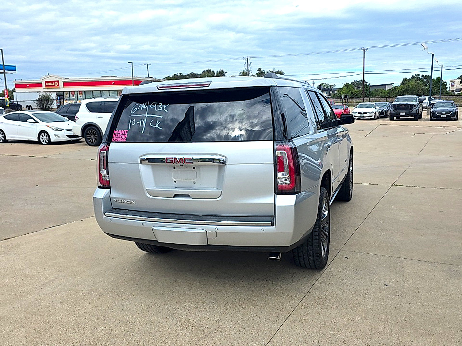 Used 2016 GMC Yukon Denali w/ Open Road Package RWD image 12