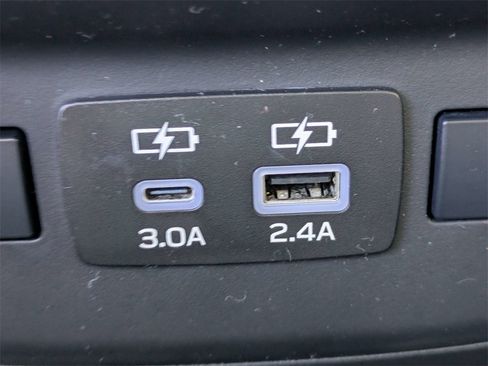 Certified 2025 Subaru Outback Limited w/ Popular Package #2 image 13