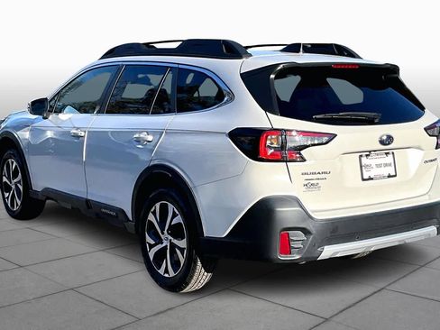 Used 2022 Subaru Outback Limited image 10
