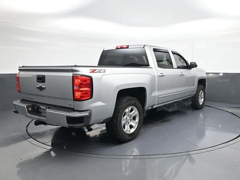 Used 2018 Chevrolet Silverado 1500 LT w/ All Star Edition AWD/4WD image 7