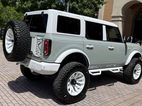 Used 2024 Ford Bronco Outer Banks image 12