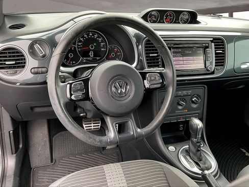 Used 2012 Volkswagen Beetle Turbo image 8