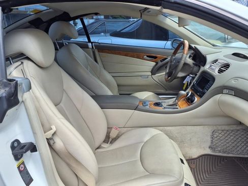 Used 2007 Mercedes-Benz SL 550 w/ Premium Pkg I image 25