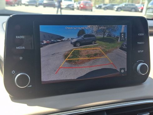 Certified 2023 Hyundai Santa Fe SE AWD/4WD image 18