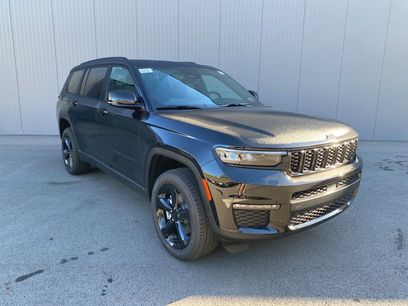 New 2025 Jeep Grand Cherokee L Limited w/ Black Appearance Package