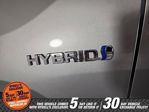 Used 2021 Toyota RAV4 XSE image 17