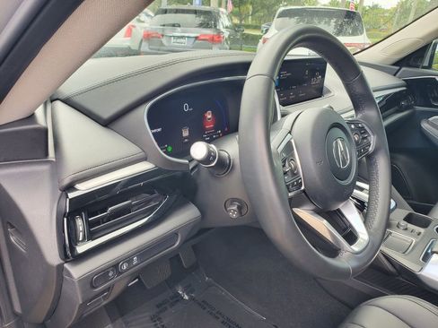 Used 2024 Acura MDX FWD image 16