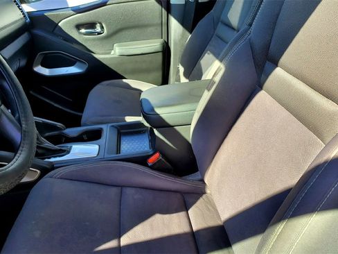 Used 2022 Nissan Frontier SV w/ Technology Package image 10