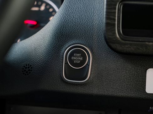 Used 2025 Mercedes-Benz Sprinter 3500 image 52