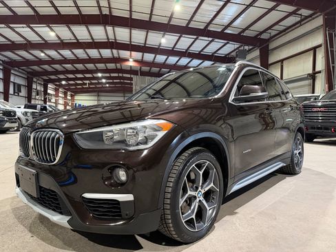 Used 2016 BMW X1 xDrive28i AWD/4WD image 9