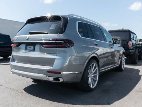 Used 2024 BMW X7 xDrive40i AWD/4WD image 4