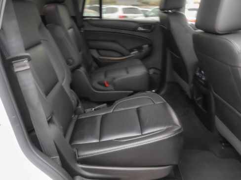 Used 2018 Chevrolet Tahoe LT w/ LT Signature Package image 30