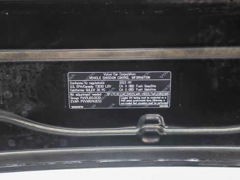 Used 2023 Volvo S90 B6 Plus AWD/4WD image 30