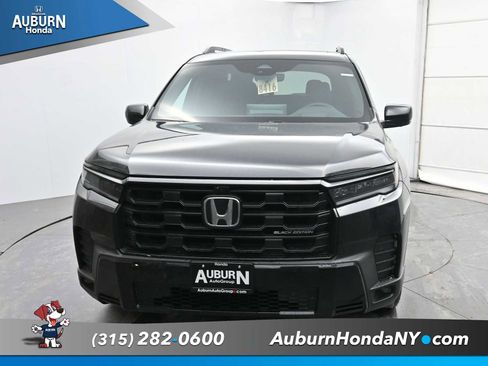 New 2026 Honda Pilot Black Edition image 3