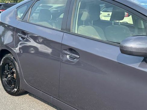 Used 2013 Toyota Prius Two FWD image 20