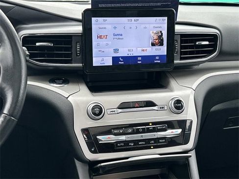 Used 2023 Ford Explorer XLT w/ Equipment Group 202A image 16