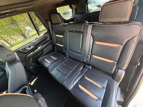 Used 2023 GMC Yukon AT4 AWD/4WD image 57