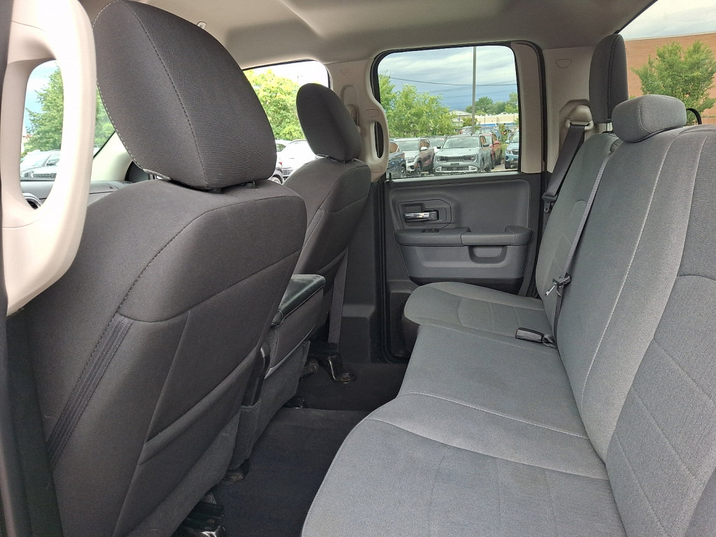 Used 2024 RAM 1500 Classic SLT AWD/4WD image 20