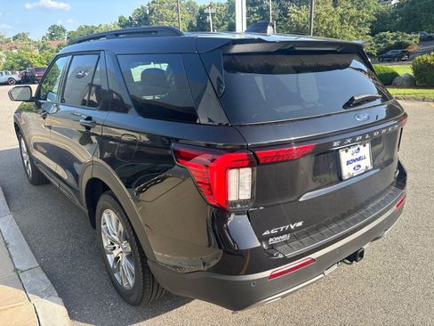 New 2026 Ford Explorer Active w/ Active Comfort Package AWD/4WD image 5