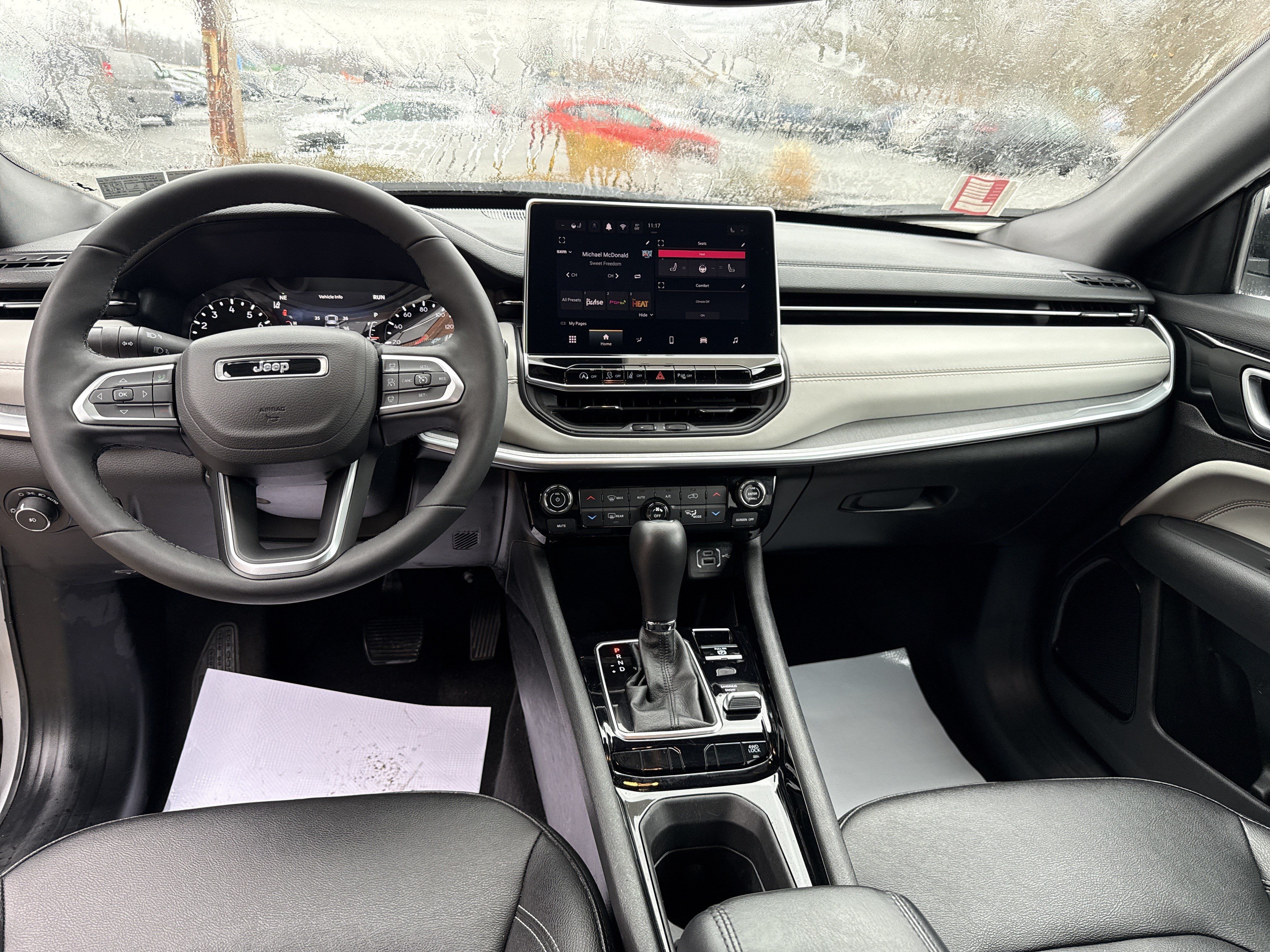Used 2025 Jeep Compass Limited AWD/4WD image 14