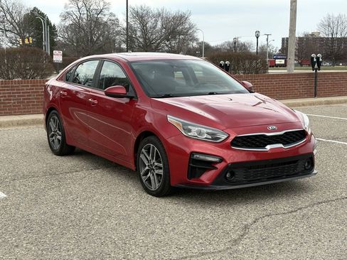 Used 2019 Kia Forte S w/ S Premium Package FWD image 6