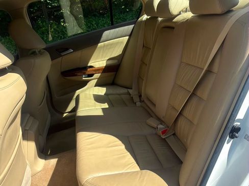 Used 2009 Honda Accord EX-L image 10