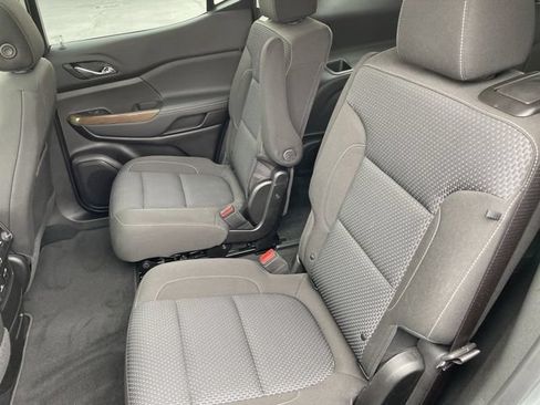 Used 2023 GMC Acadia SLE w/ Driver Convenience Package AWD/4WD image 29