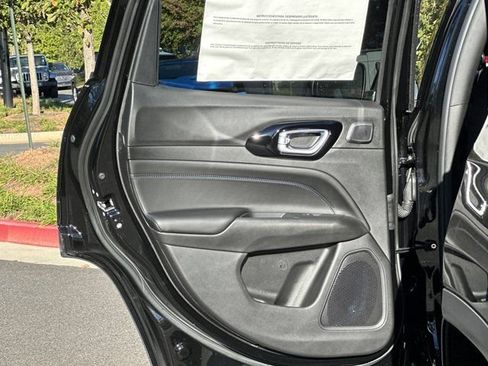 New 2026 Jeep Compass Latitude image 20